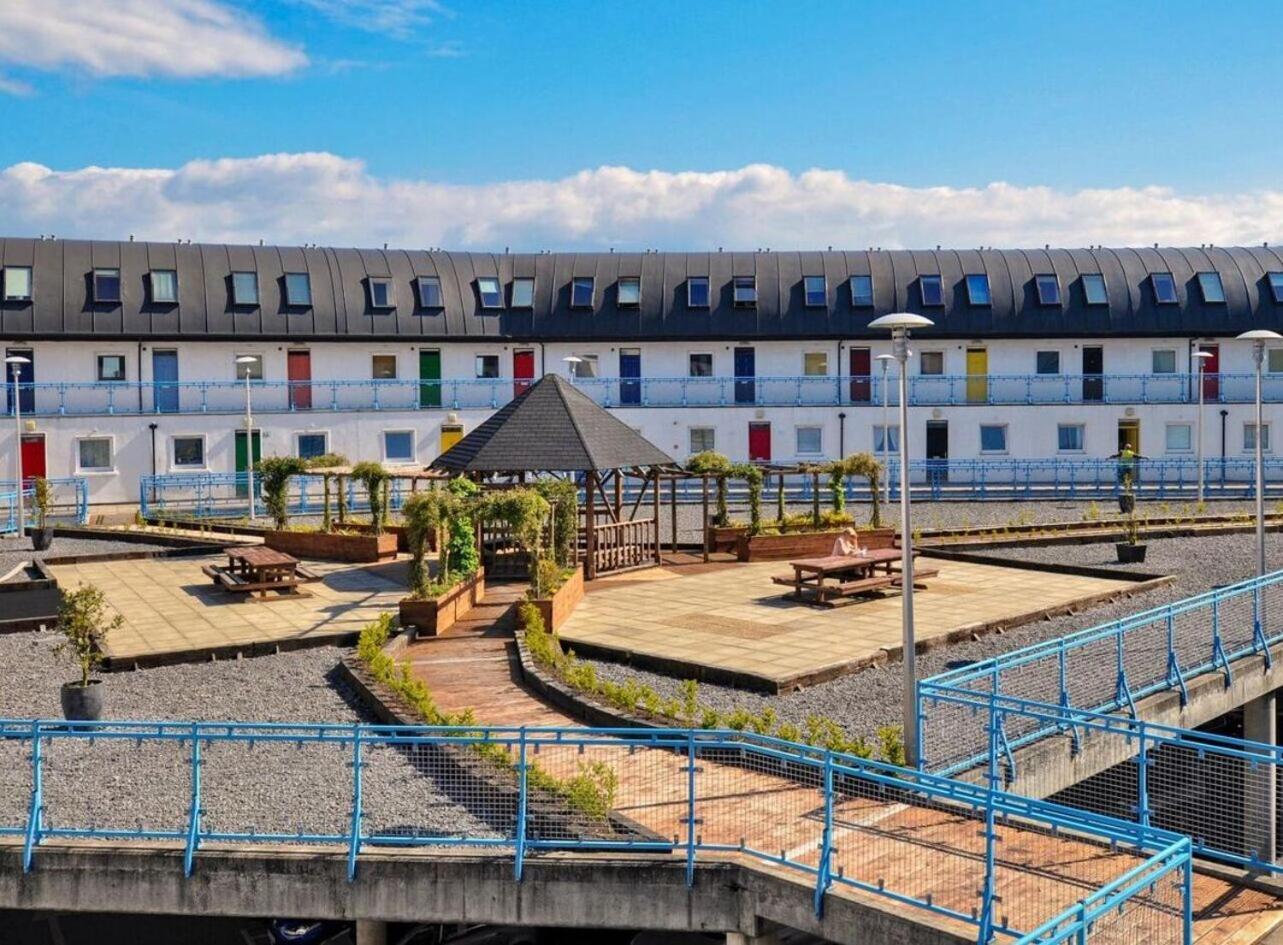 Private Double Bedroom In Front Of The Galway Port - Guest House Extérieur photo